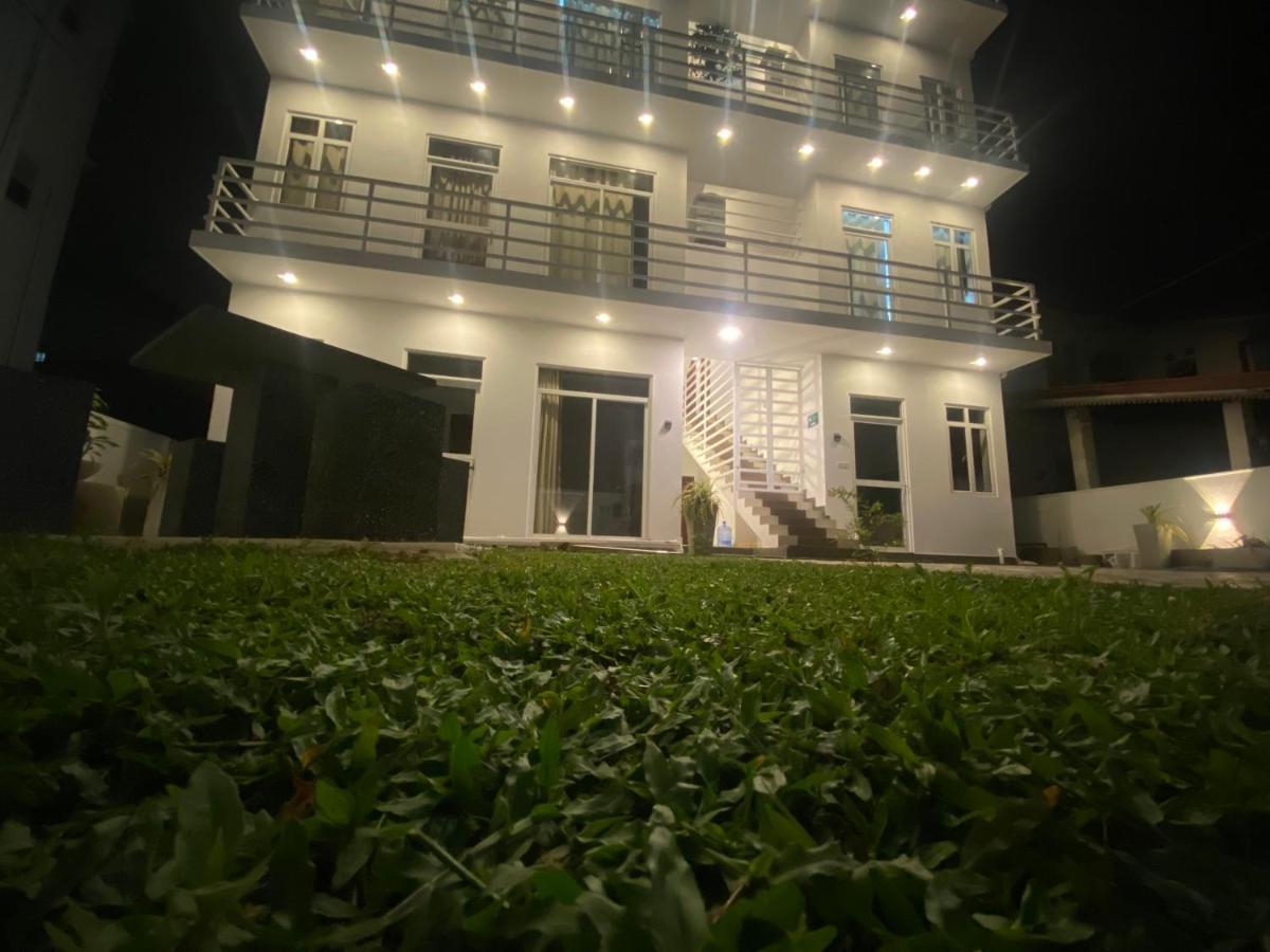 Apartment Near Colombo Airport カトゥナカヤ エクステリア 写真